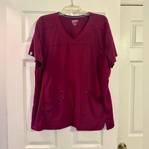 Scrubstar Women's V-Neck Top - Burgundy